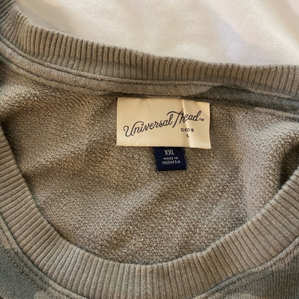 Universal Thread long sleeve - Picture 4 of 5
